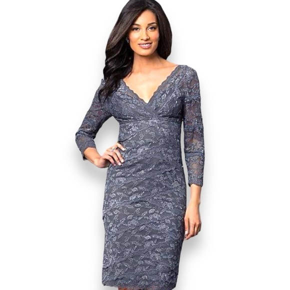 Cache Purple Sequin Lace V-Neckline Fitted Special Occasion Dress Womens Size 2 - Picture 3 of 15